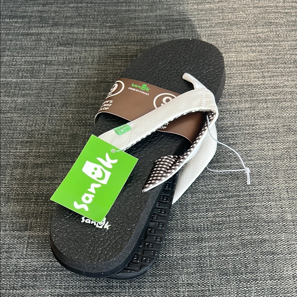Sanuk Women’s Yoga Mat Flip Flop